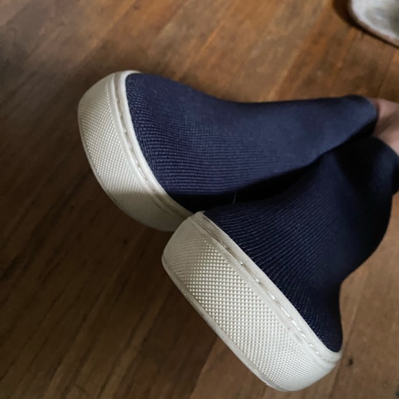 Rothy’s Navy Chelsea Slip-On Boots - Picture 7 of 7